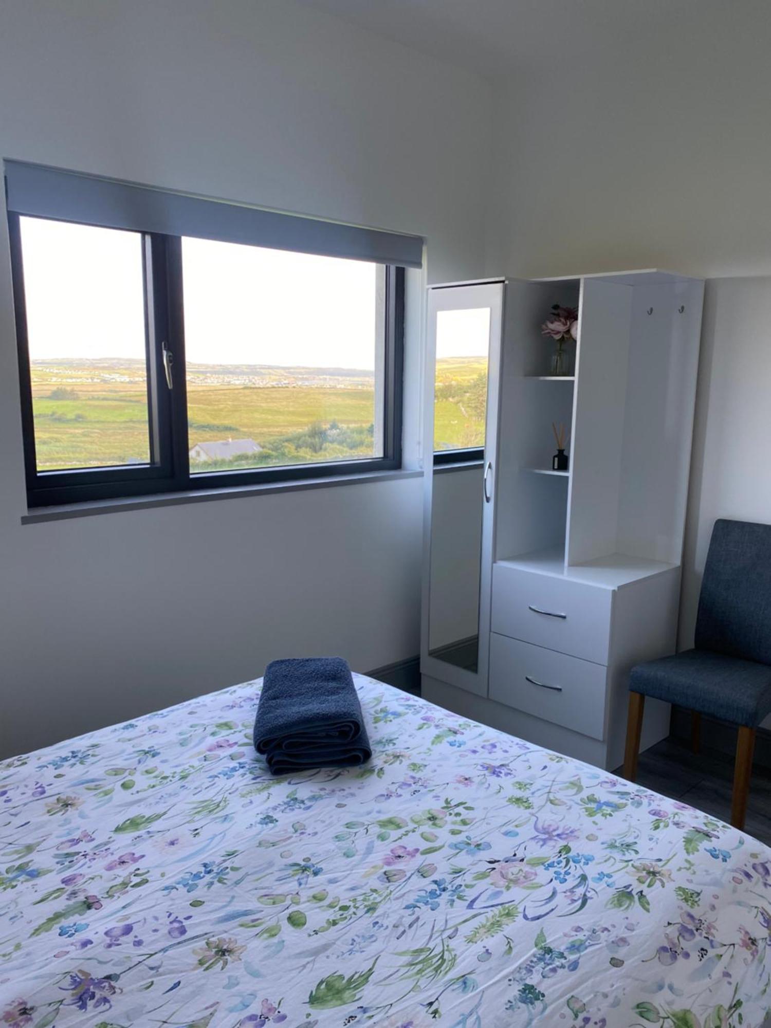 Hill Top View Apartment 라힌치 외부 사진